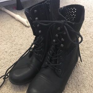 Aeropostale Boots